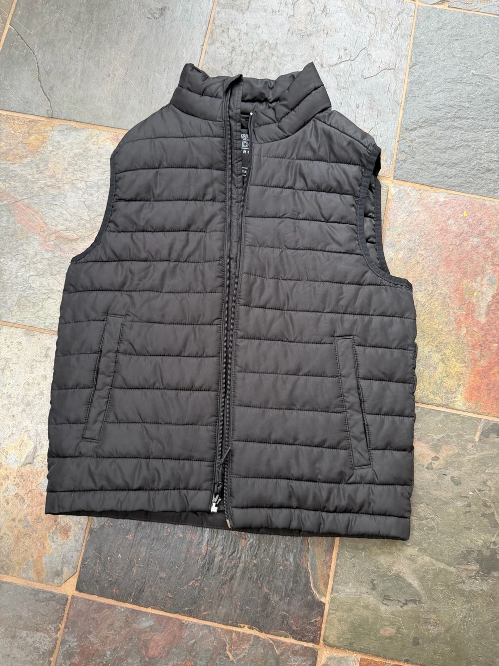 Aeropostale Black Quilted Puffer Vest